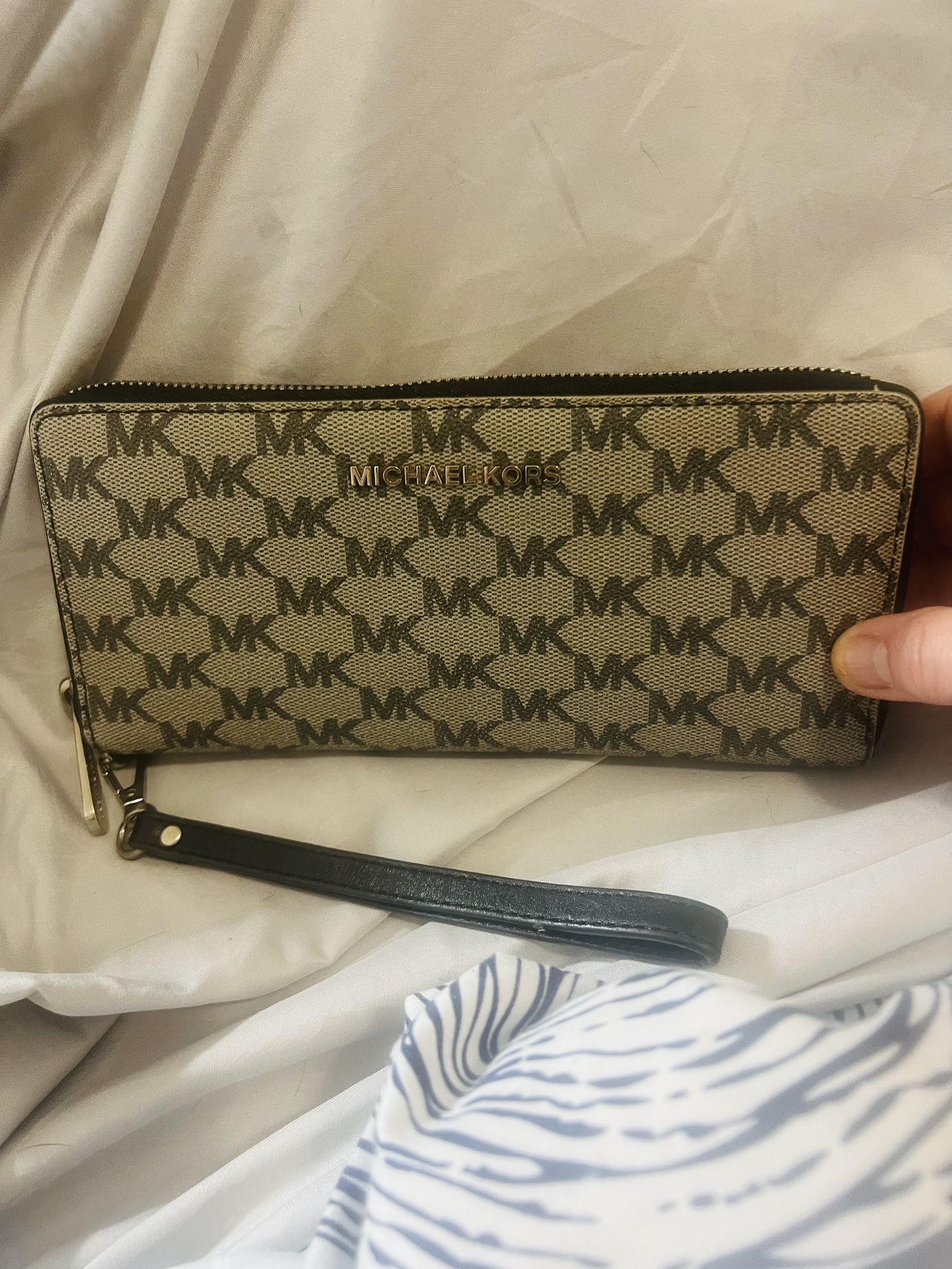 Michael Kors Blk & Gray Wallet