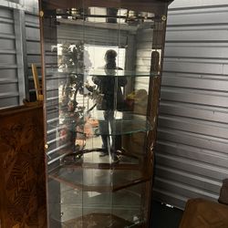 Crystal/China Cabinet