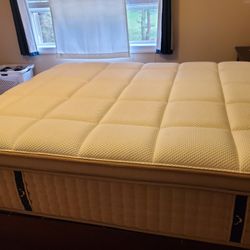 Queen Size Bedroom Set