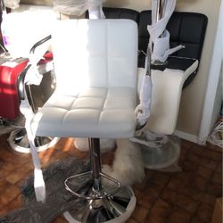 X Large Adjustable Stools With Arms  Black And White   80 Each 