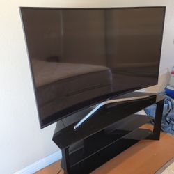 65" Curved SAMSUNG AND STAND. EXCELLENT CONDITION 