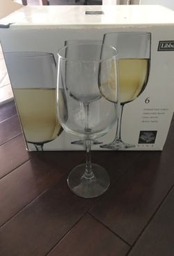 Wine glasses 5