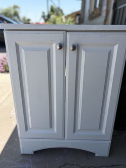 Bathroom Vanity with Sink 18”x24”