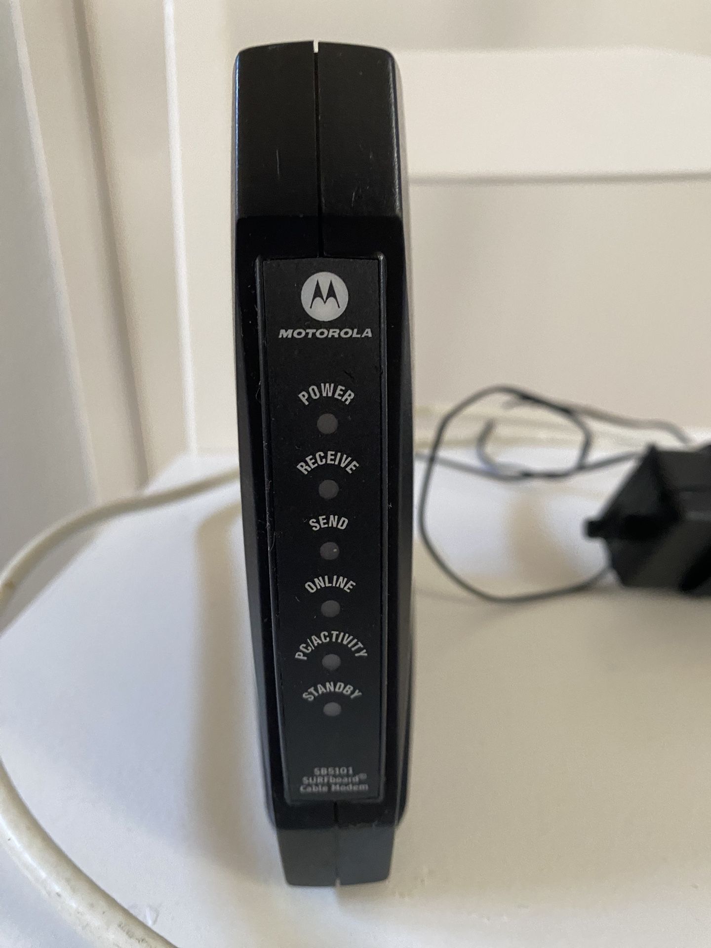 Motorola SURFboard Cable Modem in good working condition. Model: SB5101