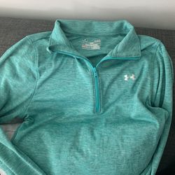 Underarmour Long Sleeve Shirt