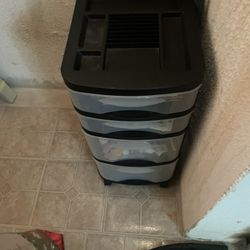 Drawers with all the colors