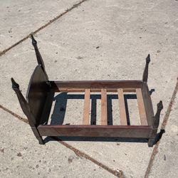 Vintage Doll Bed