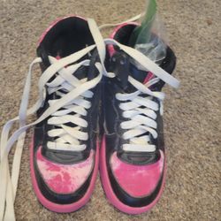 Heelies Size 4 - FREE 