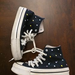 Converse Youth Size 4