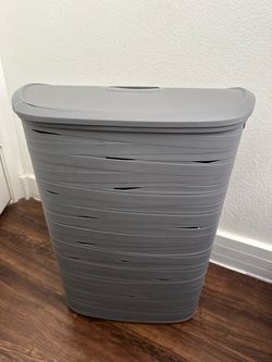 Gray Plastic Laundry Hamper with Lid
