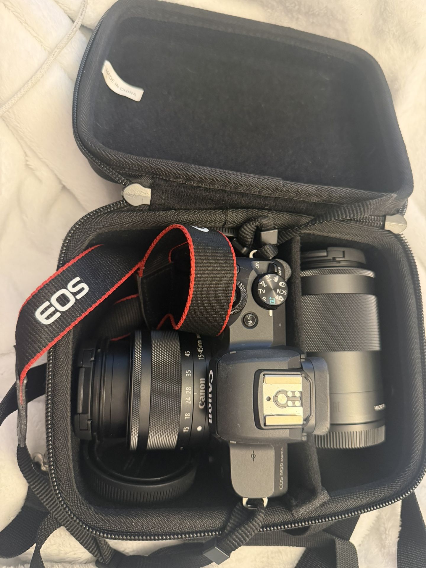 Canon M50 Mark II + 15-45mm + 55-200mm