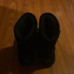 Bearpaw Comfort Boots Size 6Y
