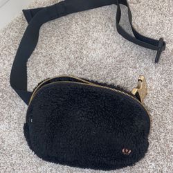 Lululemon Women’s Purse 
