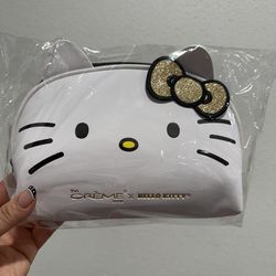 Hello Kitty x Crème makeup bag