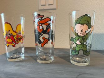 Looney Tunes Glassware