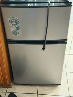 AC’s and Mini Fridge sale