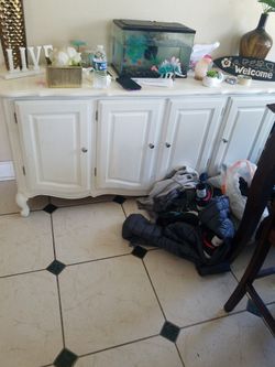 Dining Table Center