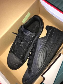 Pumas Size 8 (Men’s)
