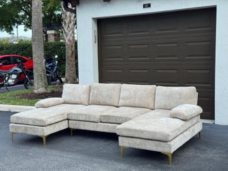 Sofa/Couch Sectional - Cream - Delivery Available 🚛