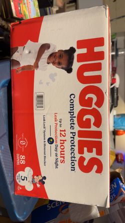 SIZE 5Huggies diapers
