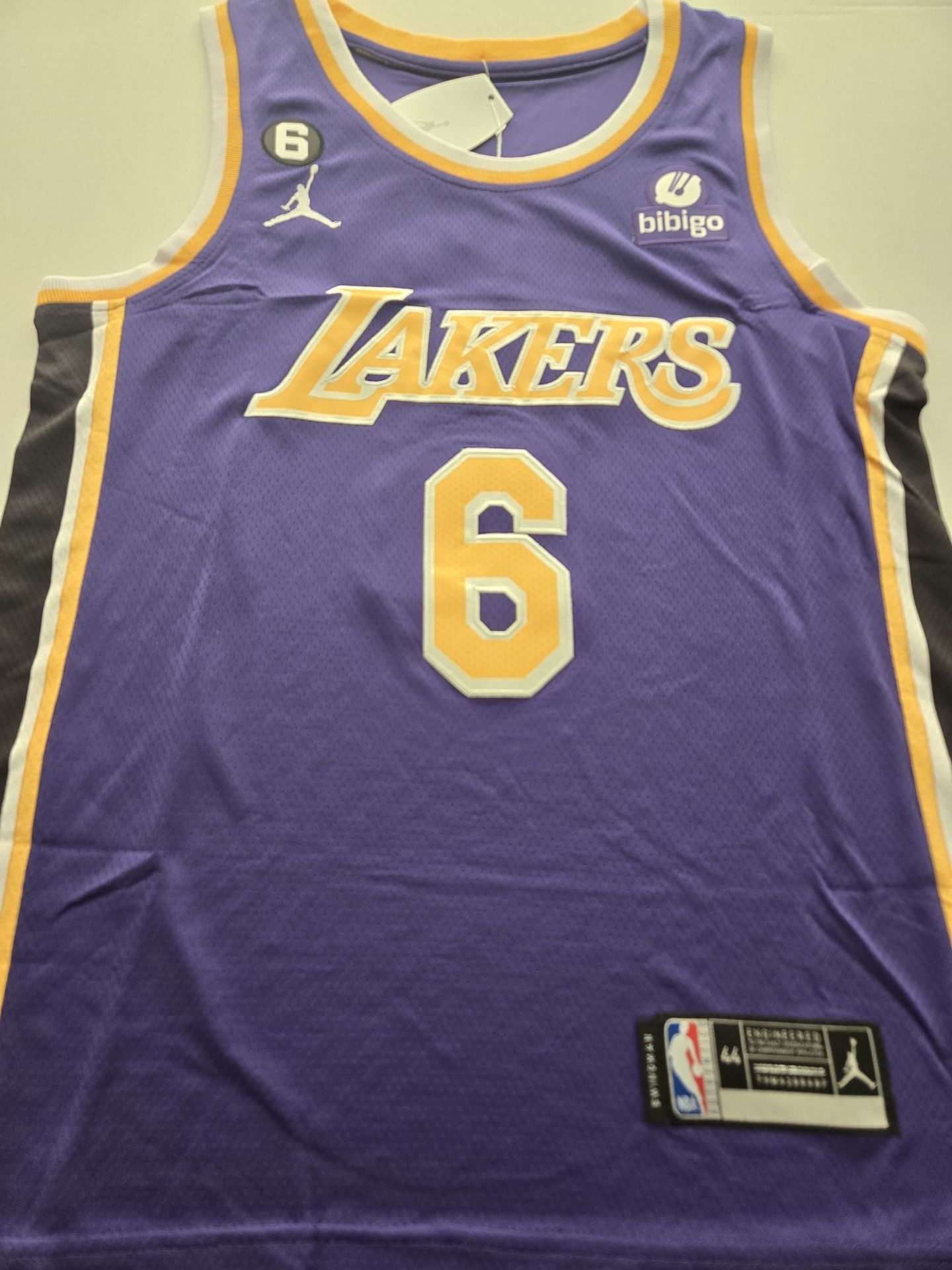 NBA Lakers LeBron James jersey No. 6