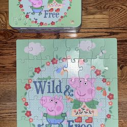 Peppa Pig Wild & Free Lunch Box Tin w/ 48-Piece Puzzle - EXCELLENT CONDITION