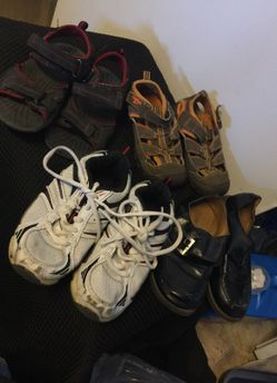 Boys shoes