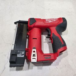 Milwaukee
M12 12-Volt 23-Gauge Lithium-Ion Cordless Pin Nailer (Tool-Only)