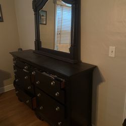 Free Dresser