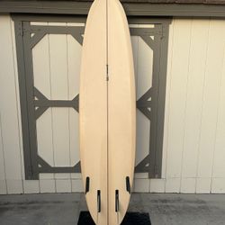 7’10 Midlength Surfboard