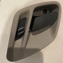 99-04 Jeep Grand Cherokee Rear right passenger interior door handle