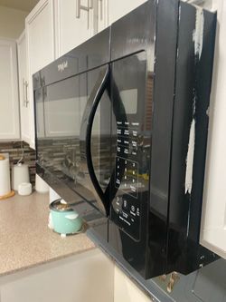 Whirlpool Over-the-Range Microwave Black