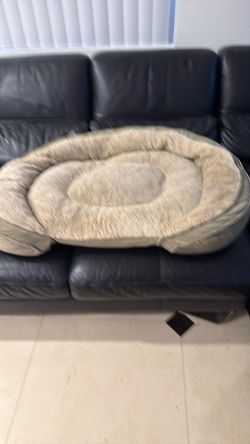 Large Round Plush Pet Bed
