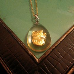 24kt Gold Thin Cut Flake Maneko Neko Lucky Cat, On 20" Gold Covered Chain Necklas