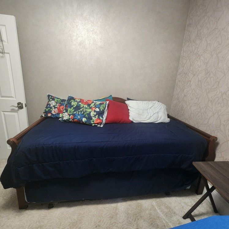 Solid Wood Daybed With Trundle Twin Size