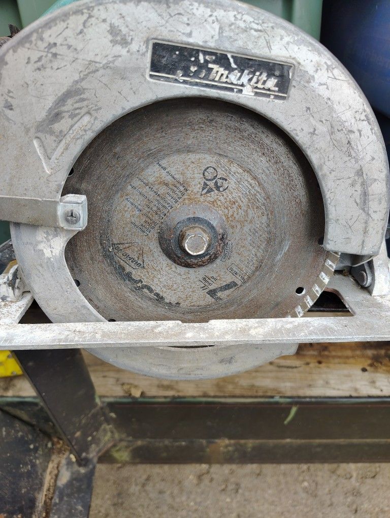 Makita Circular Saw