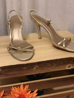 Gold Heels Size 9