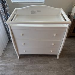 3 Drawer changing table