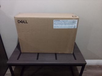 Dell 24” All-in-One Touch Screen, Intel Core 5, 16GB, DDRS, 512 GB FHD - White, keyboard/mouse