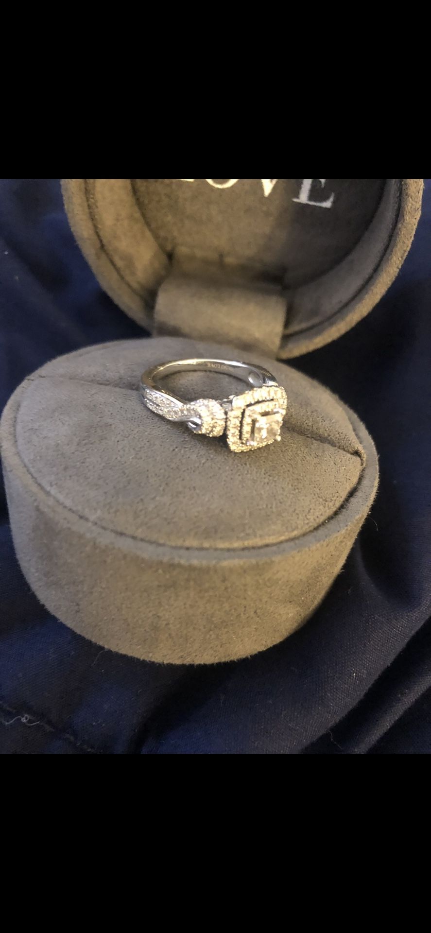 Vera Wang Diamond Ring 1 Ct Size 6 