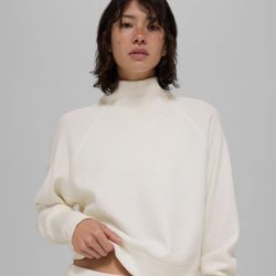 Alo Yoga Waffle Weekend Escape Set Mock Neck Long Sleeve And Jogger *NEW*