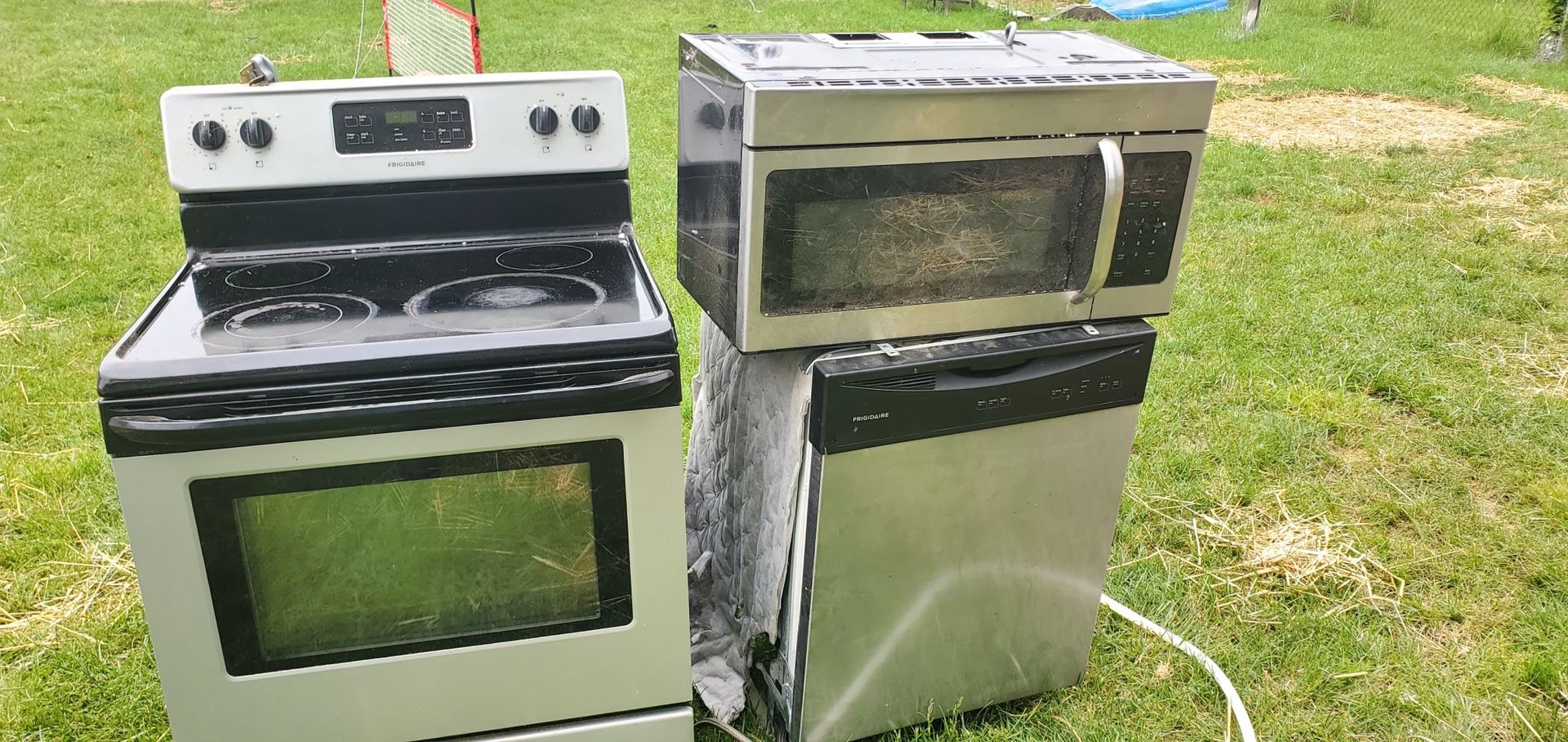 Set of Frigidaire