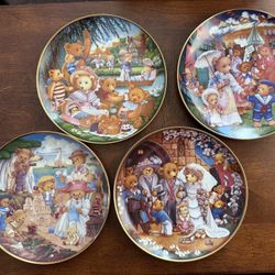 4 - Franklin Mint Teddy Bear Limited Edition Heirloom Plates