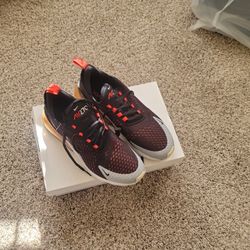 Nike Air Max 270