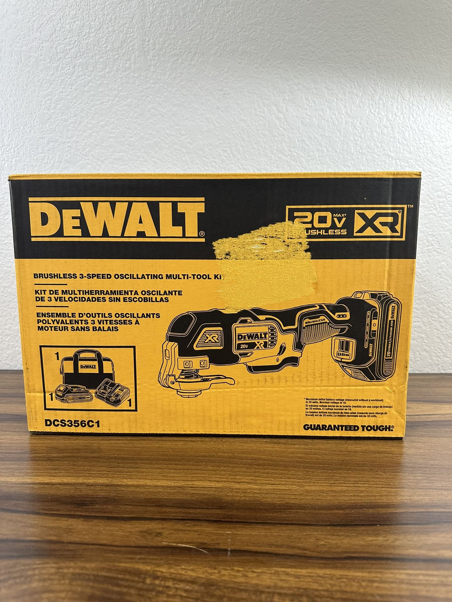 DeWALT 3-Speed Oscillating Multi Tool Kit New