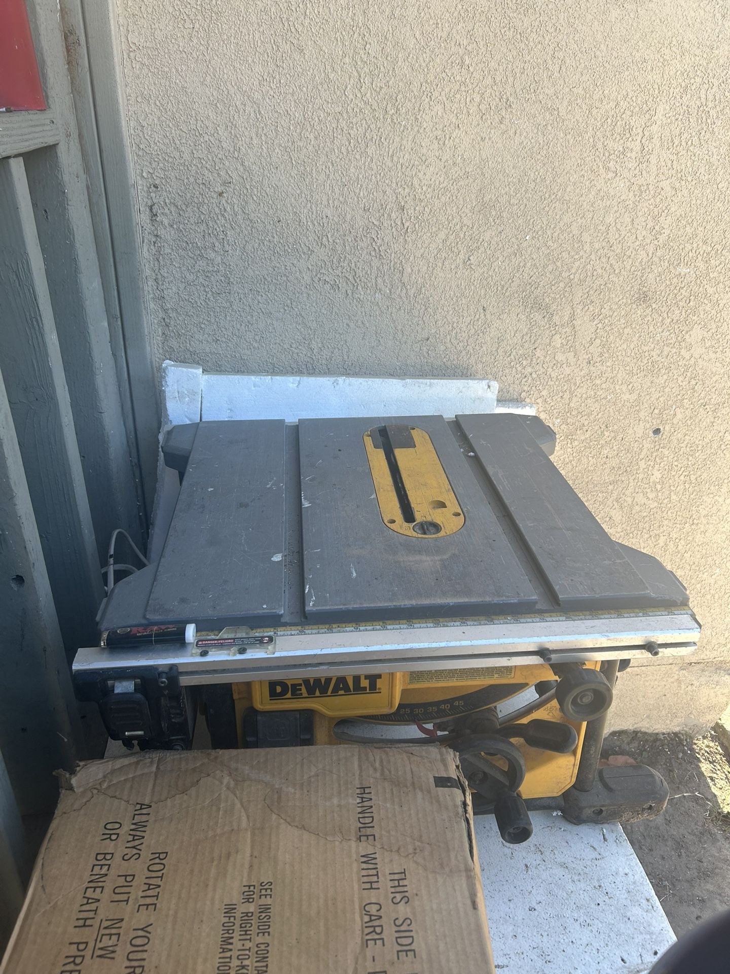 Dewalt Table Saw