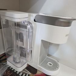 * KEURIG * K-SUPREME SMART Coffee Maker PLUS More!