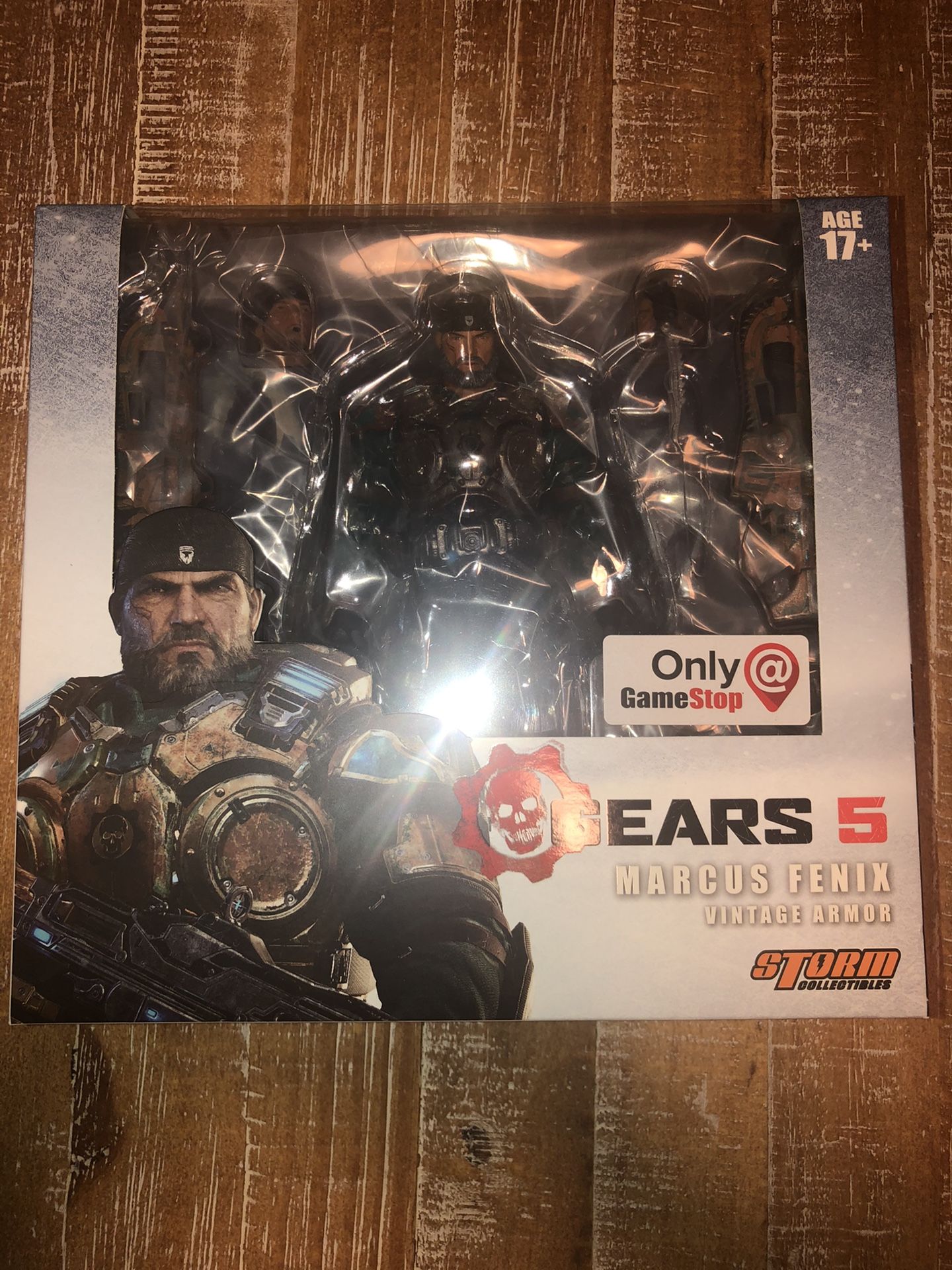 STORM Collectibles Gears Of War Marcus Fenix Action Figure