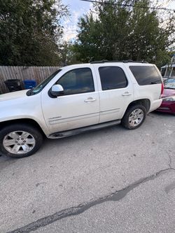 2011 GMC Yukon