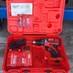 Milwaukee Drill Driver 18 Volt w/ Charger. (No Batterery)